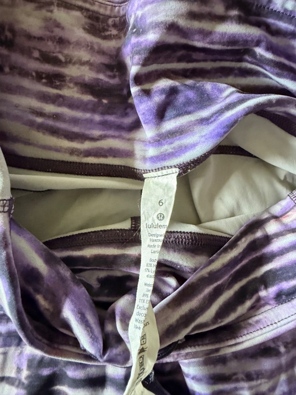 Lululemon - Picture 2 of 6